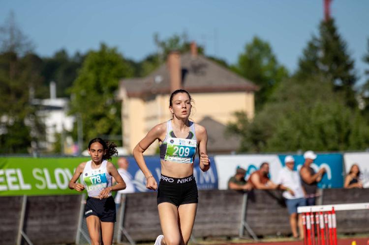 161751899919Kopija dokumenta _MG_8594.jpg-atletskimiting-nm.si